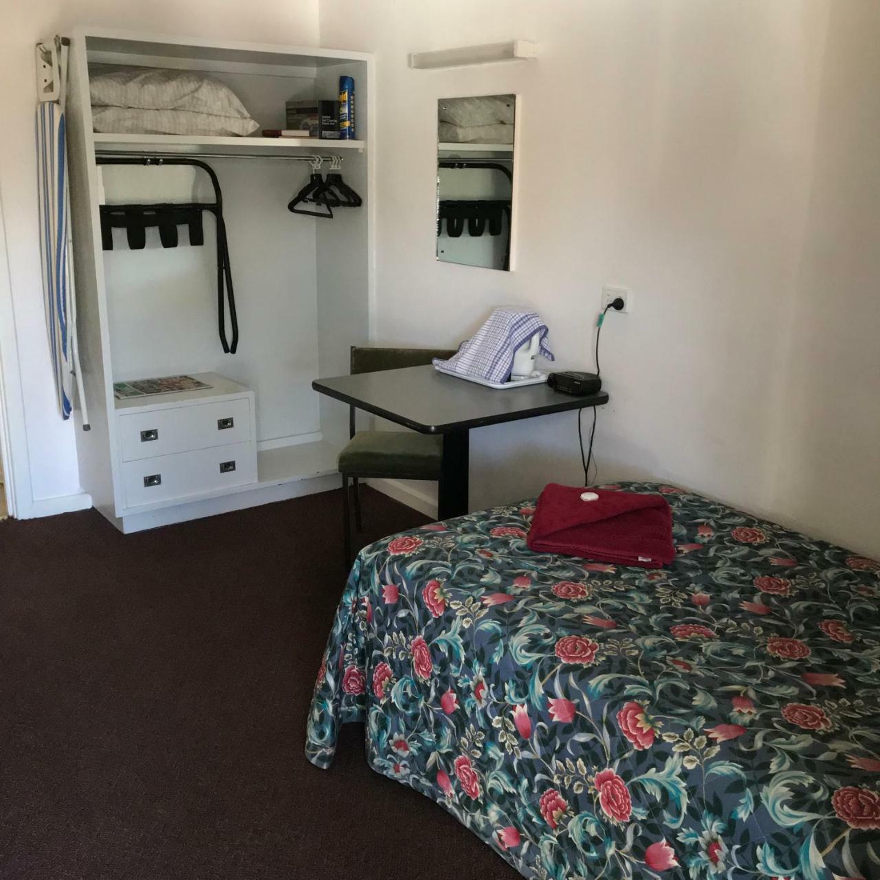Travelway Motel Port Pirie Exteriör bild