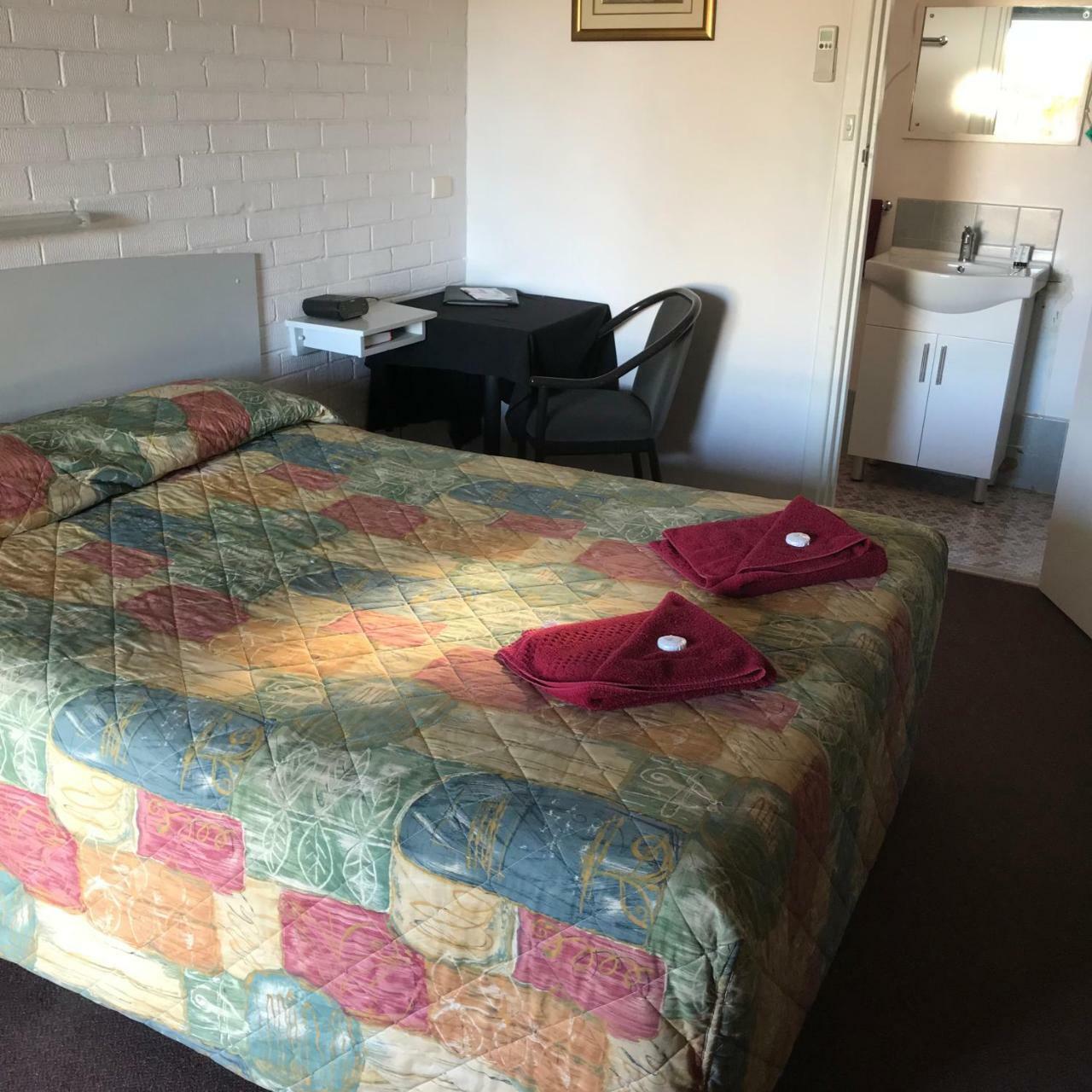 Travelway Motel Port Pirie Exteriör bild
